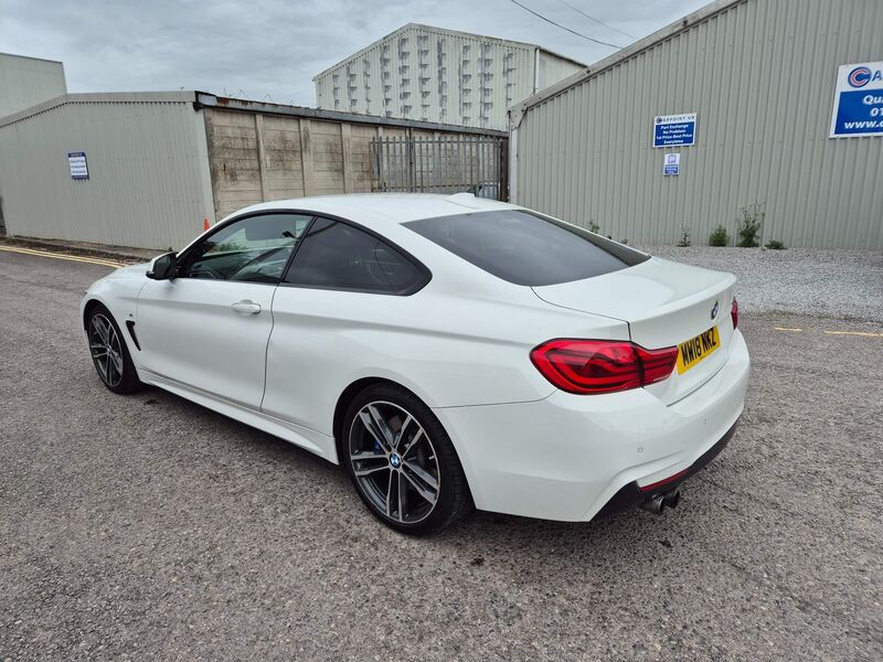 BMW 4 SERIES