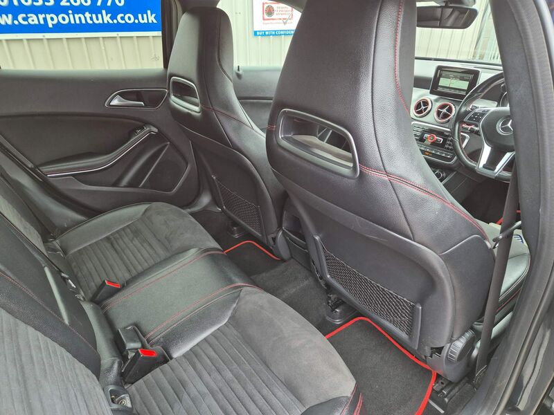 MERCEDES-BENZ GLA CLASS
