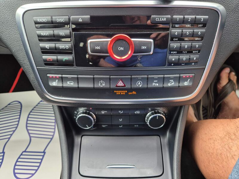 MERCEDES-BENZ GLA CLASS