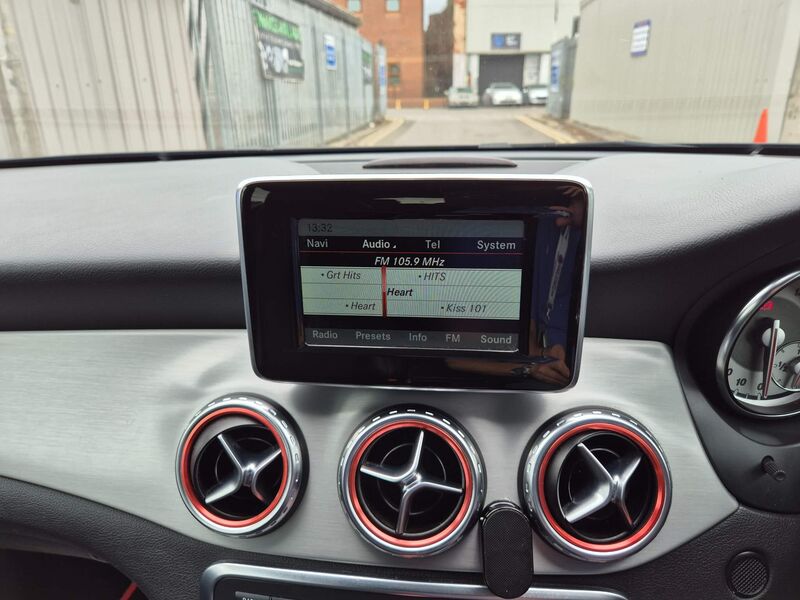 MERCEDES-BENZ GLA CLASS