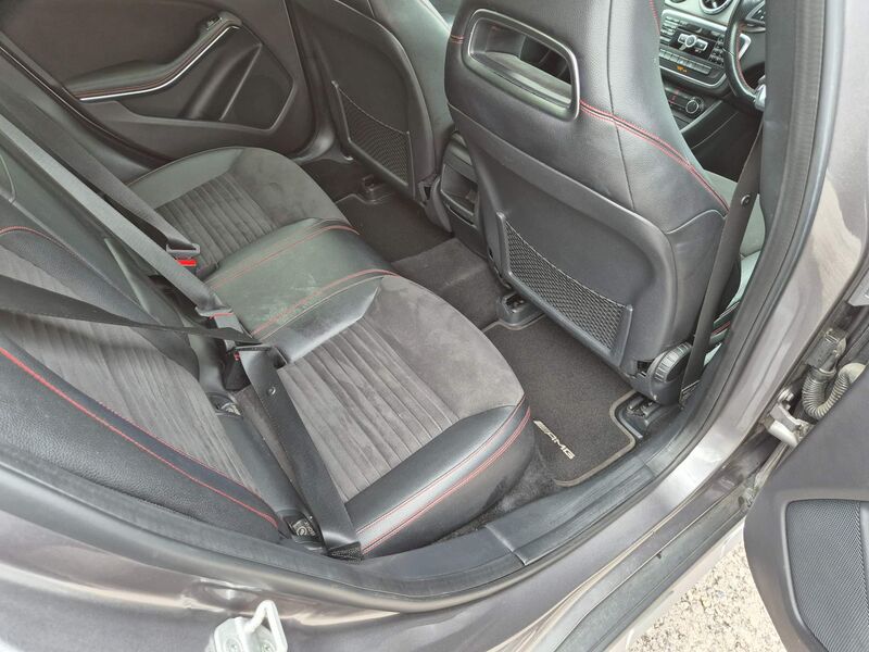 MERCEDES-BENZ GLA CLASS