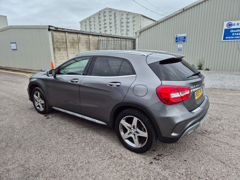 MERCEDES-BENZ GLA CLASS