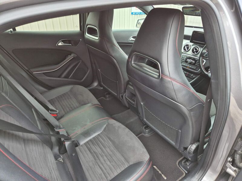 MERCEDES-BENZ GLA CLASS