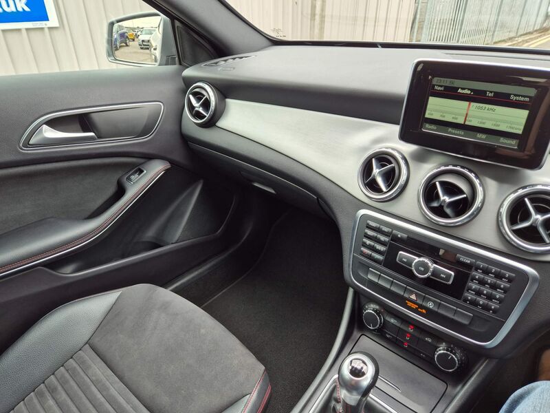 MERCEDES-BENZ GLA CLASS