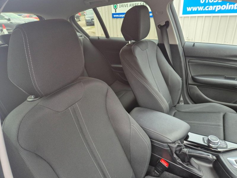 BMW 1 SERIES
