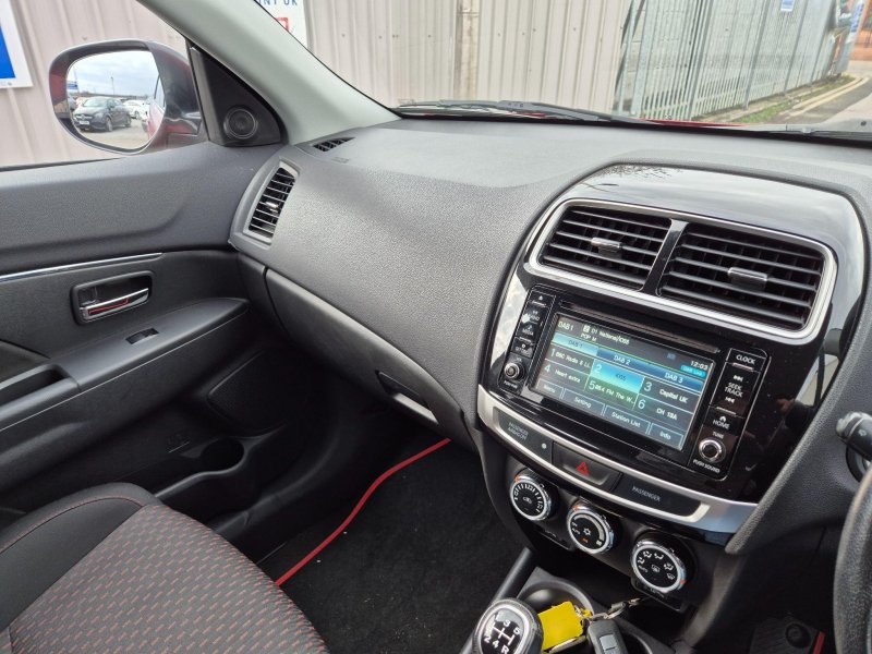 MITSUBISHI ASX