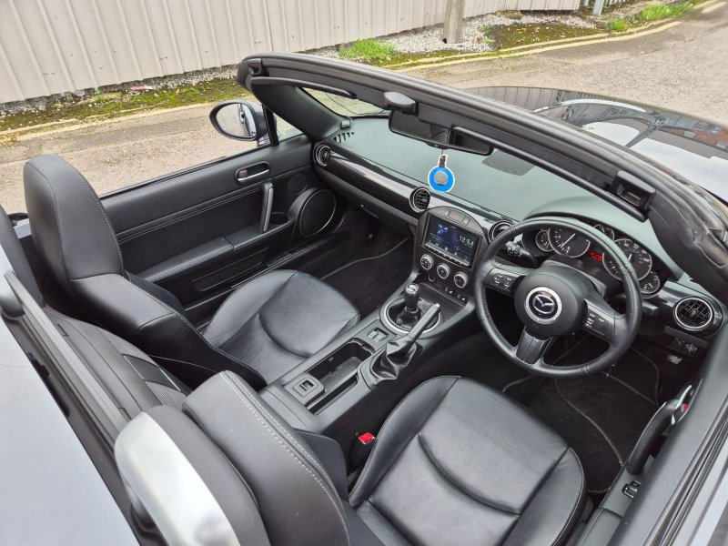 MAZDA MX-5