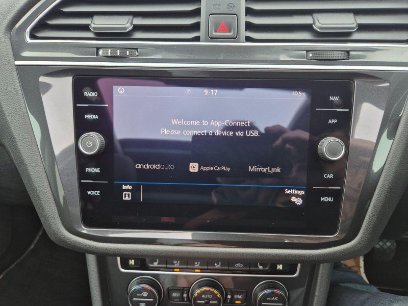 VOLKSWAGEN TIGUAN ALLSPACE