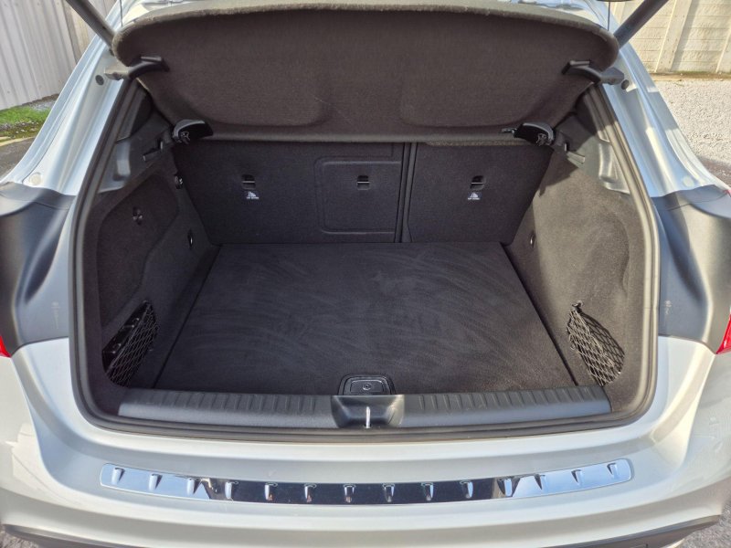 MERCEDES-BENZ GLA CLASS