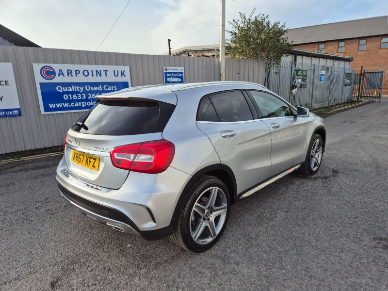 MERCEDES-BENZ GLA CLASS