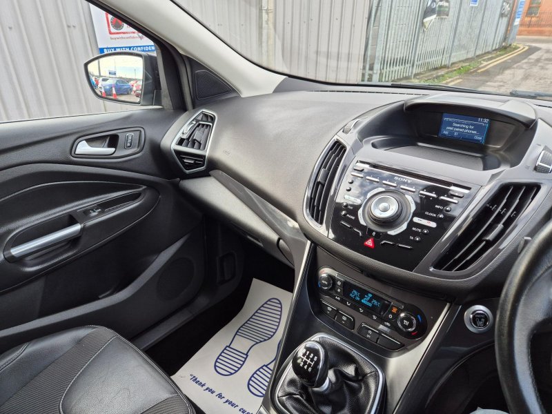 FORD KUGA