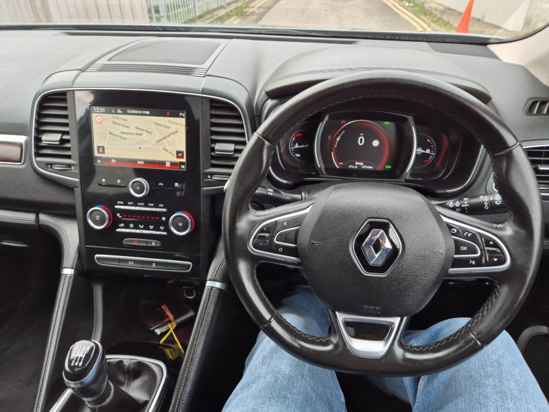 RENAULT KOLEOS