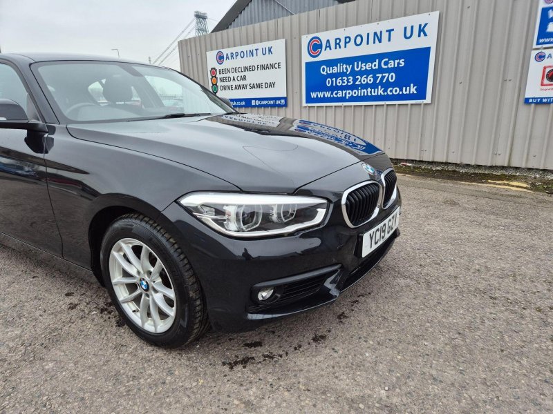 BMW 1 SERIES