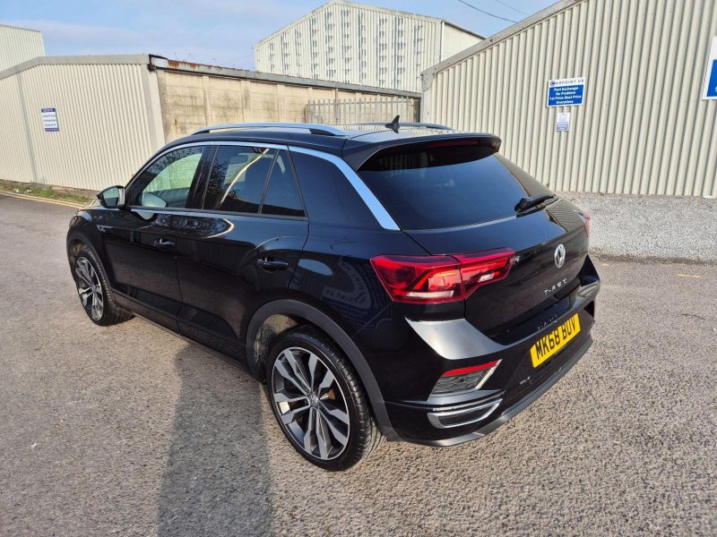 VOLKSWAGEN T-ROC