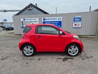 TOYOTA IQ