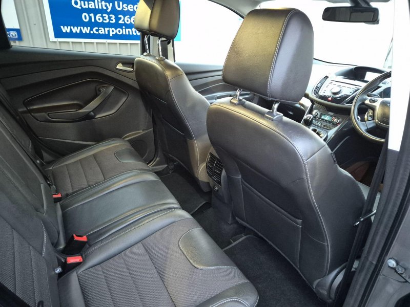 FORD KUGA