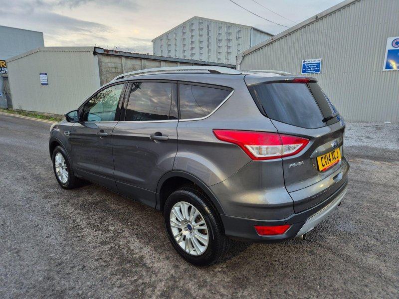 FORD KUGA
