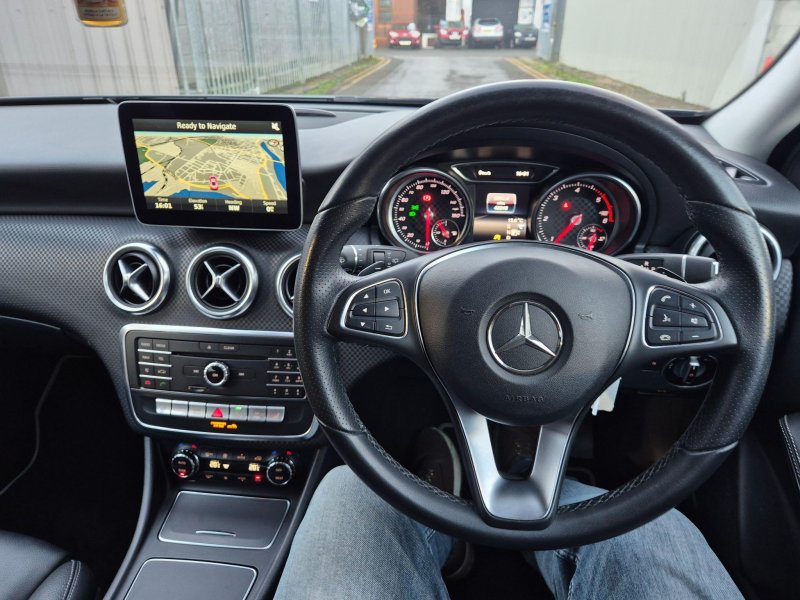 MERCEDES-BENZ A CLASS