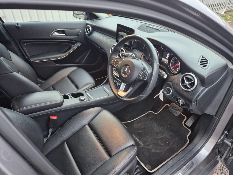 MERCEDES-BENZ A CLASS