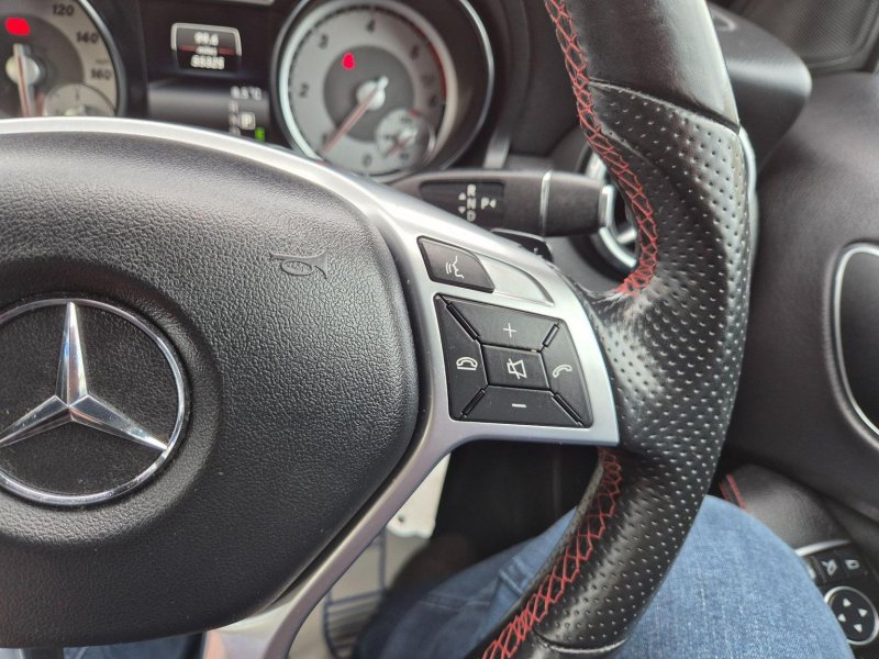 MERCEDES-BENZ GLA CLASS