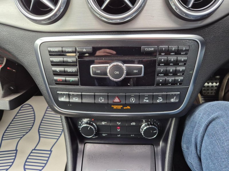 MERCEDES-BENZ GLA CLASS