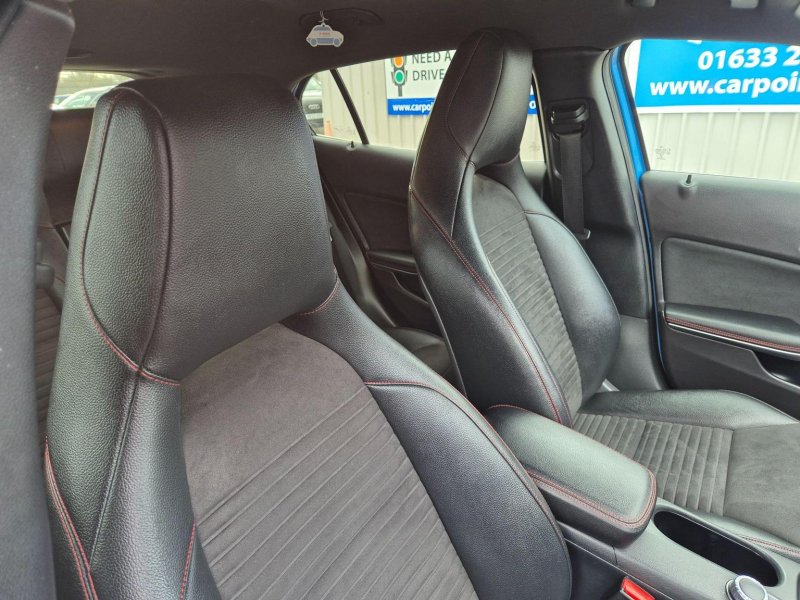 MERCEDES-BENZ GLA CLASS