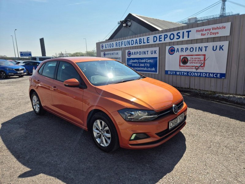 VOLKSWAGEN POLO