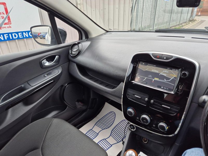 RENAULT CLIO