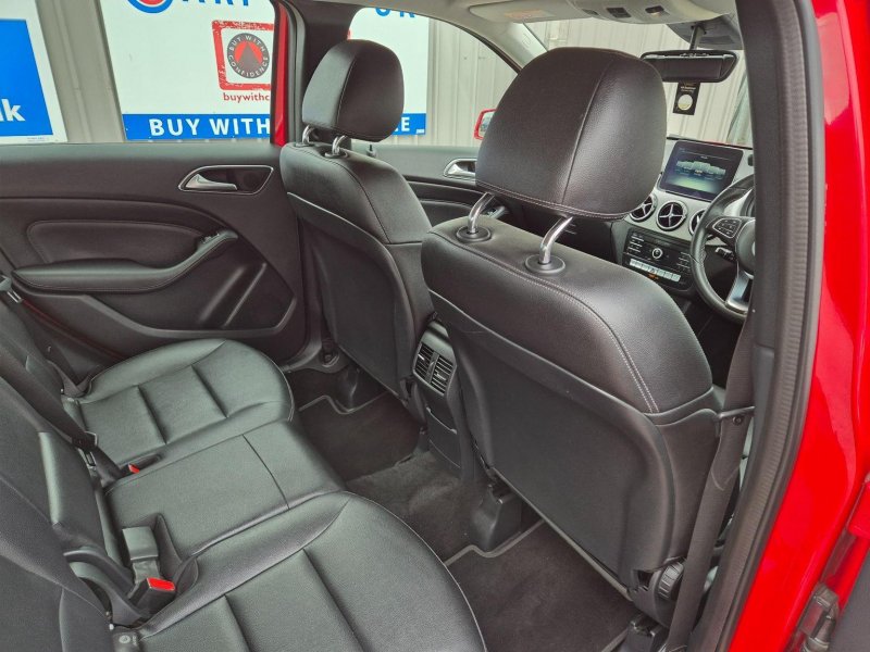 MERCEDES-BENZ B CLASS