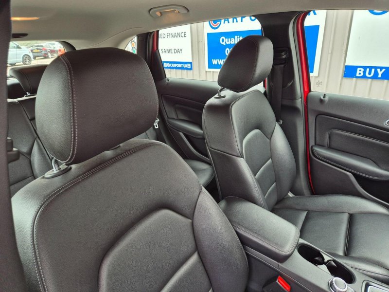 MERCEDES-BENZ B CLASS