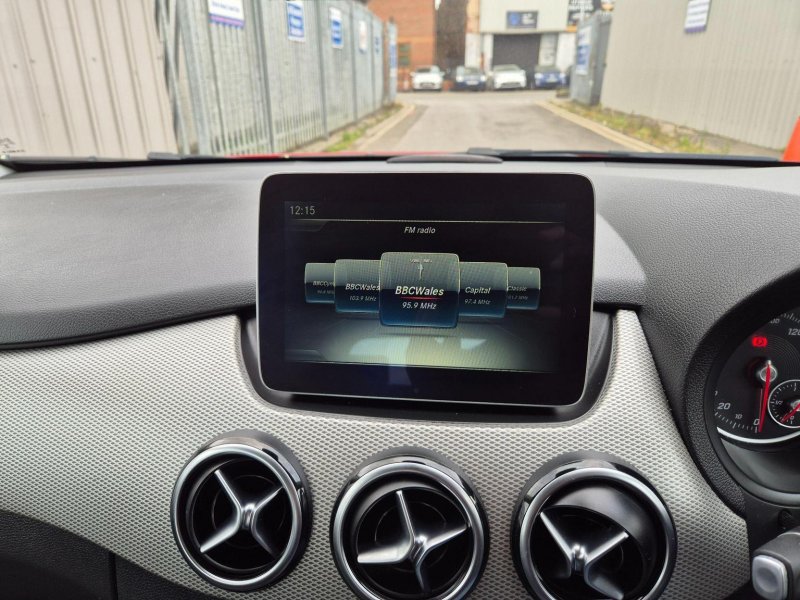 MERCEDES-BENZ B CLASS