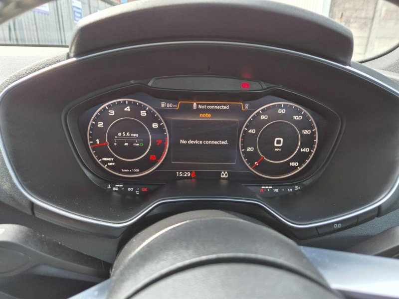 AUDI TT
