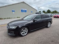 AUDI A4 AVANT