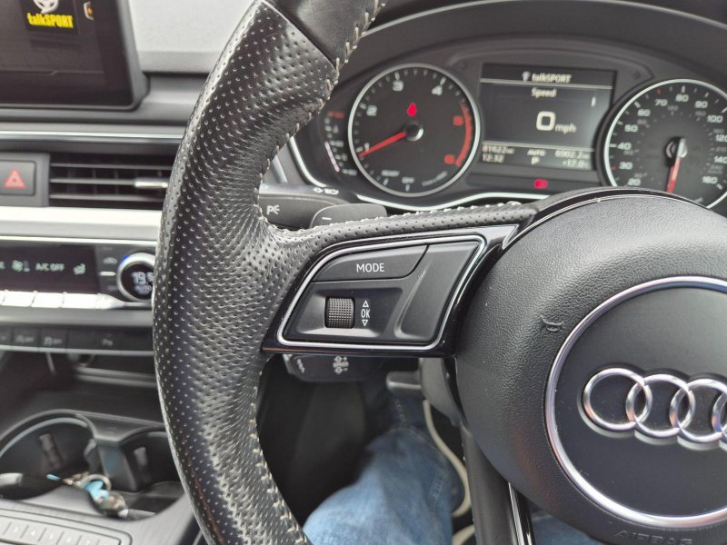 AUDI A4 AVANT