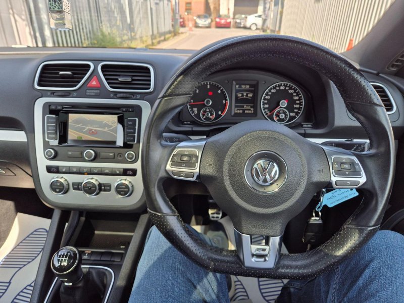 VOLKSWAGEN SCIROCCO