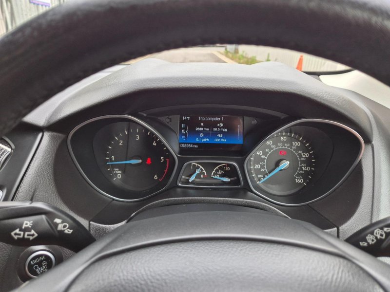 FORD FOCUS